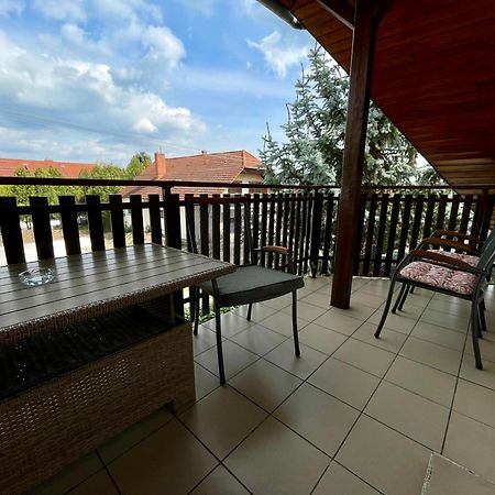 Villa Lili Apartments บาลาตอนเคเรสตูร์ ภายนอก รูปภาพ